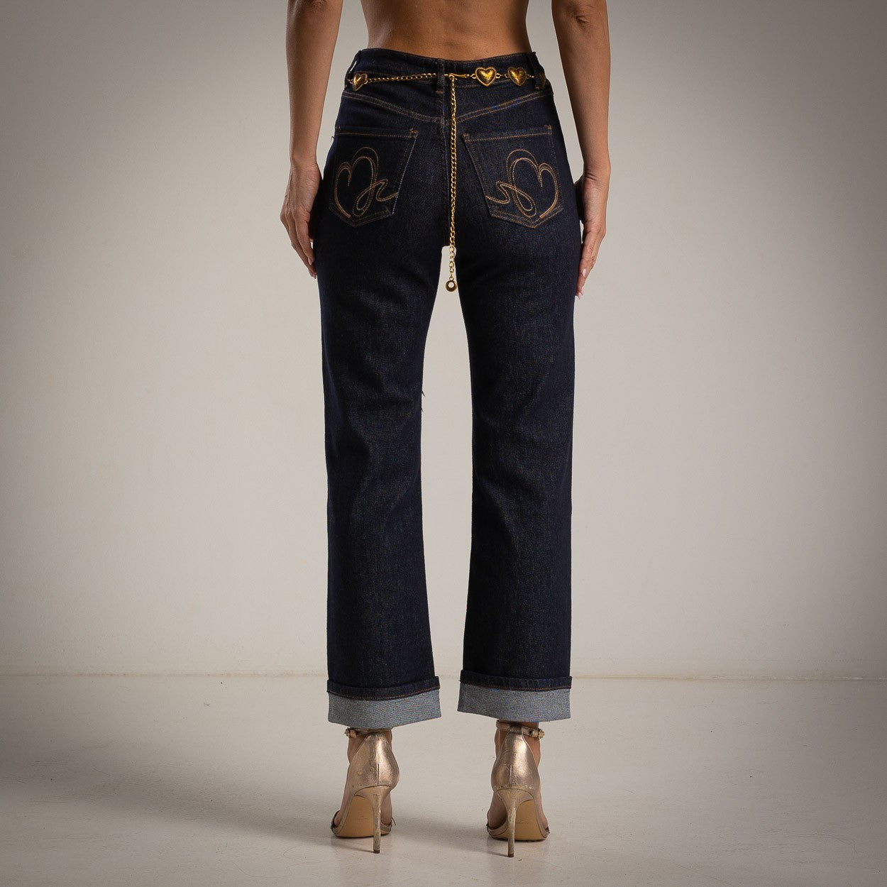 Jeans mit Herzgürtel – Dark Denim (36)