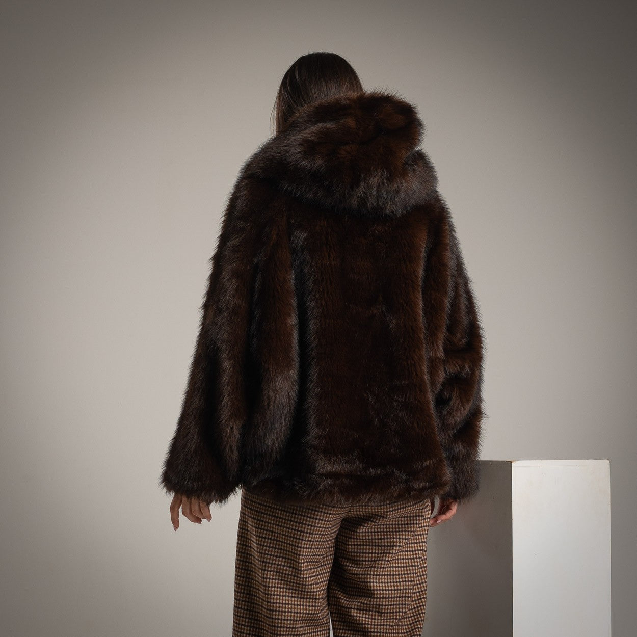 Chaquetón Forrado con Pelo en Capucha