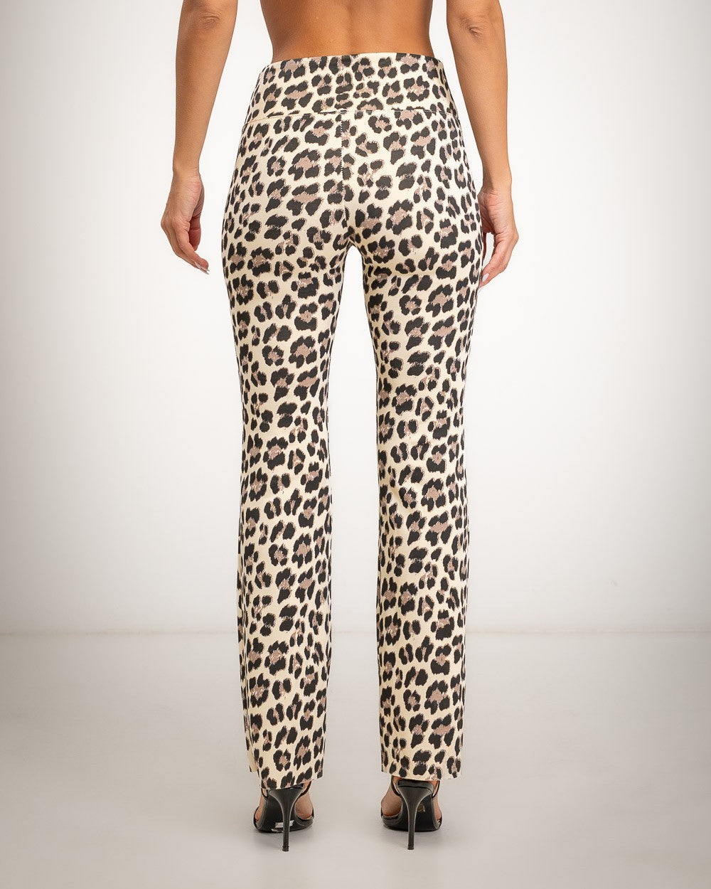 Zweiteiliges Set mit Animal-Print – Produktansicht – Albanos 52781-17