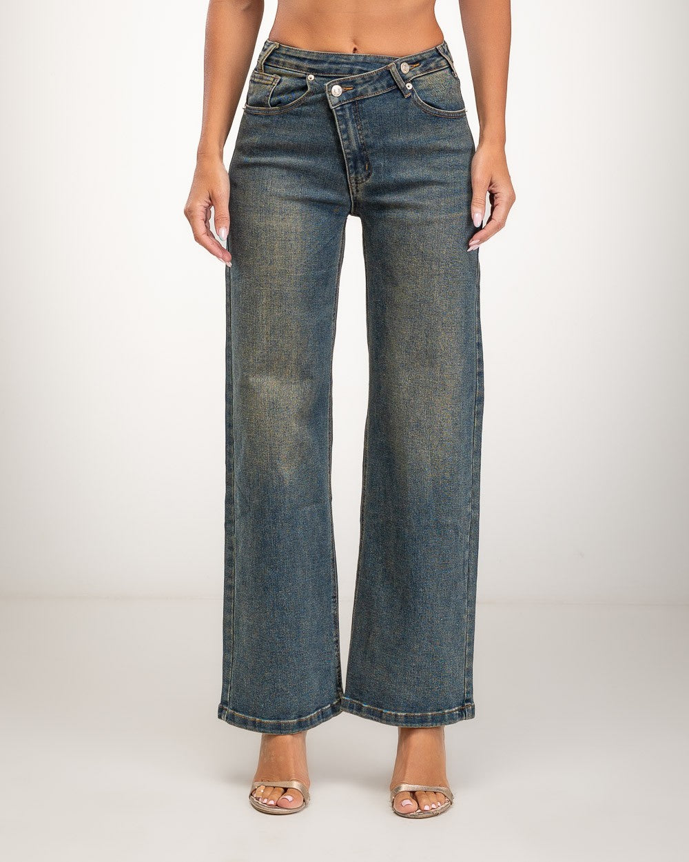 Wide-Leg-Jeans mit überkreuzter Front – Produktansicht – Albanos 5010-31